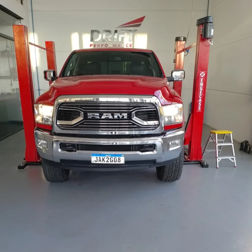Elevador Automotivo 4 Colunas 4.000 kg a Óleo Engecass ECO4B 4000