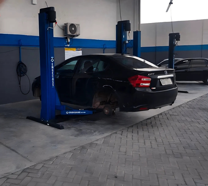 Elevador Automotivo Engecass 4100 Monofasico a oleo_3